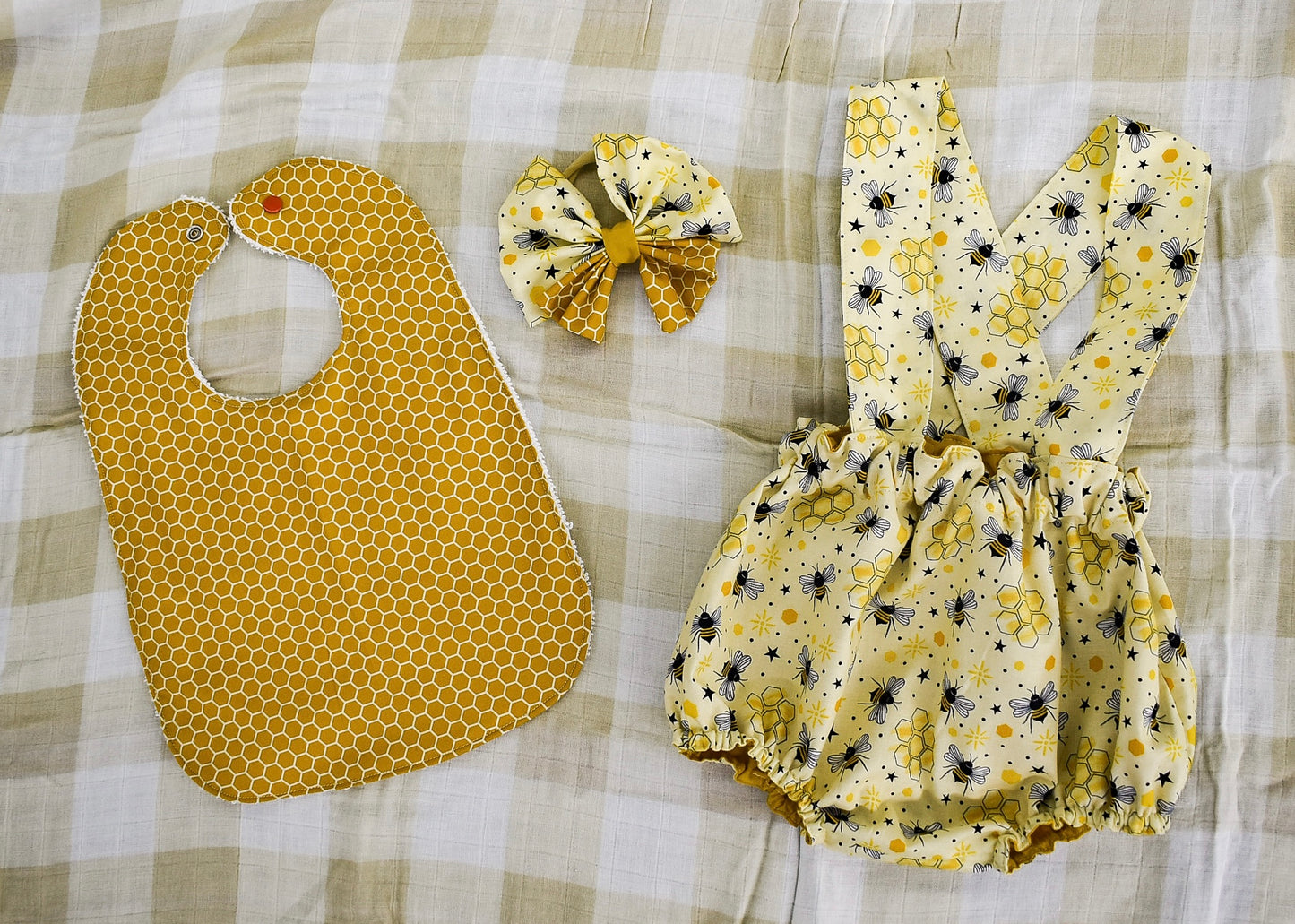 Bee Gift Set (3-6mth)